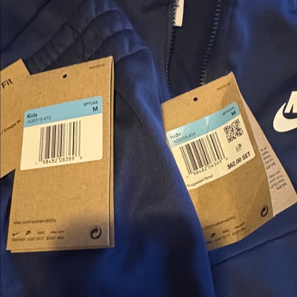 Nike Kids Boys Dri Fit Tracksuit medium NWT - Picture 3 of 3